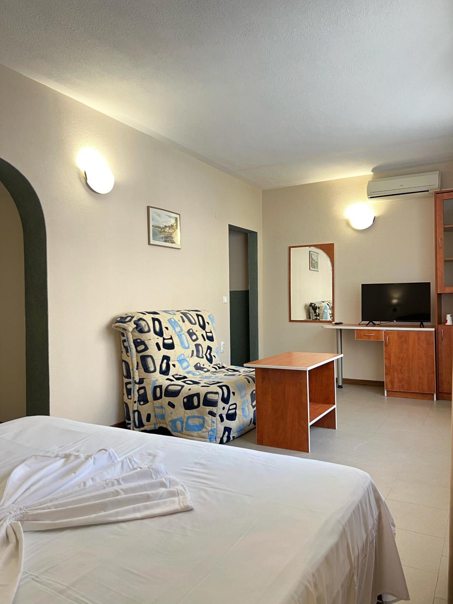 Hotel Jambo Goldstrand Exterior foto